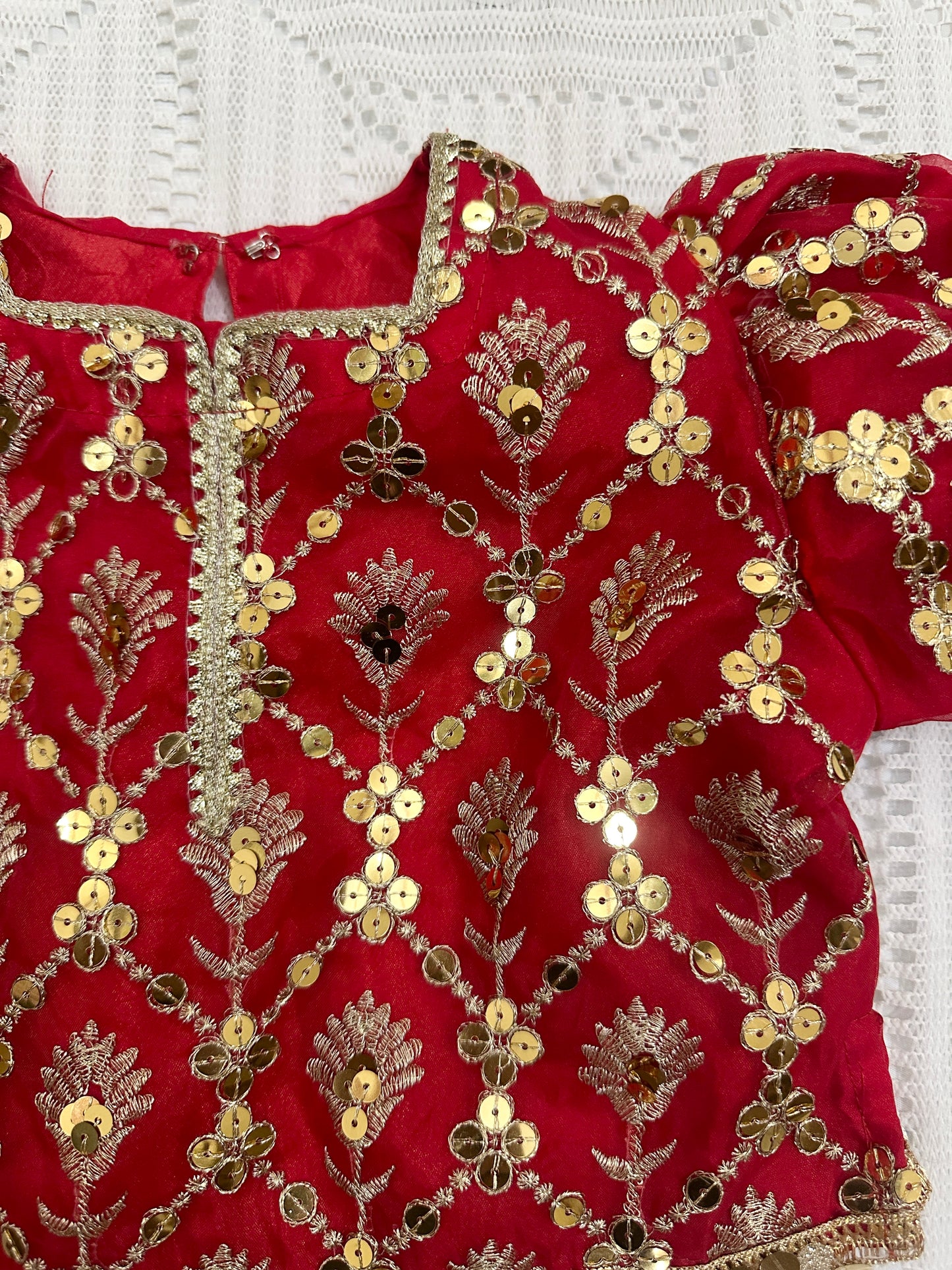 ❤️ Red Golden Fancy Organza Choli with Golden Jamawar Lehenga and Net Dupatta