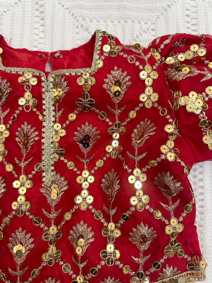 ❤️ Red Golden Fancy Organza Choli with Golden Jamawar Lehenga and Net Dupatta